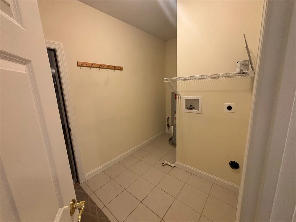 501 Autumn Ridge Dr, Ayer