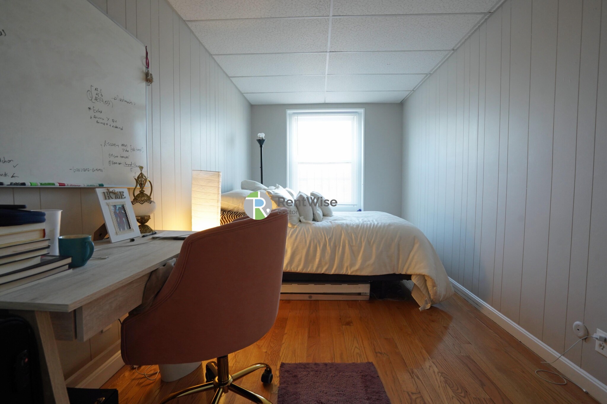 1055 Beacon St, Longwood