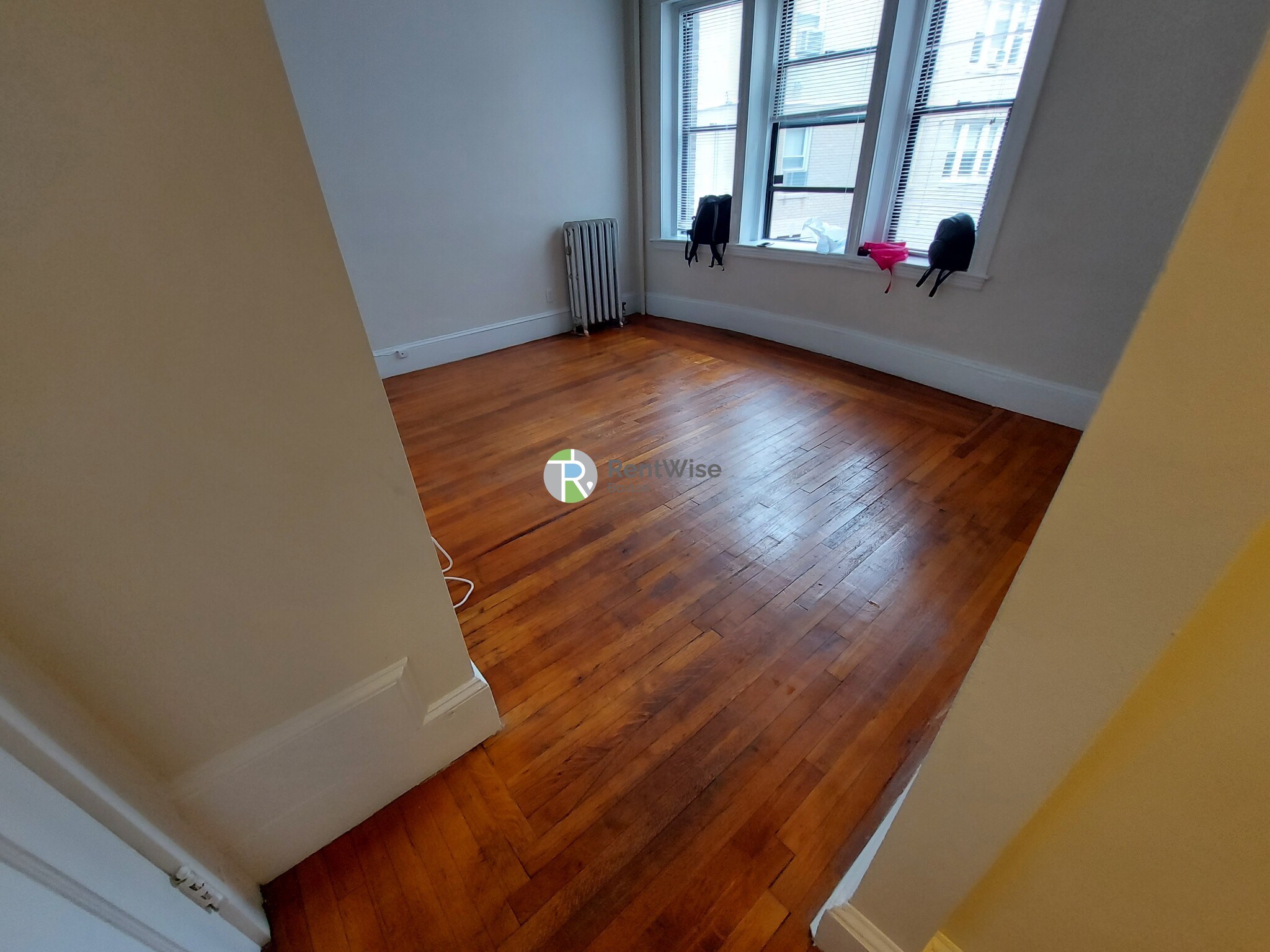 56 Gardner St, Allston