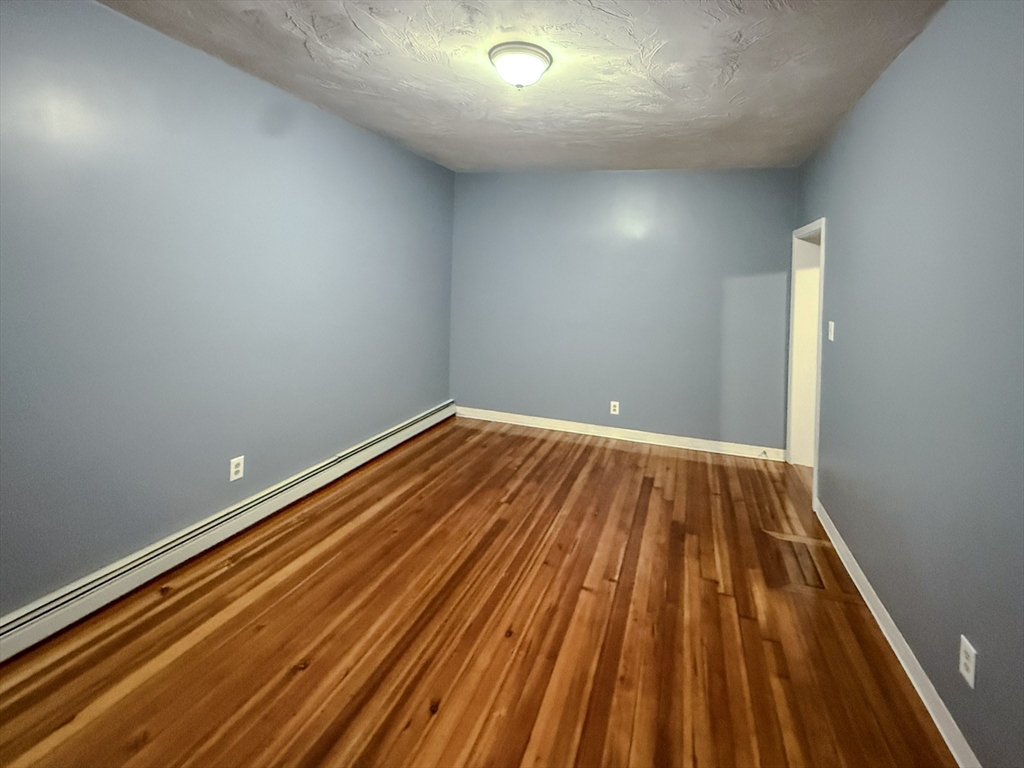 180 Quincy St, Boston