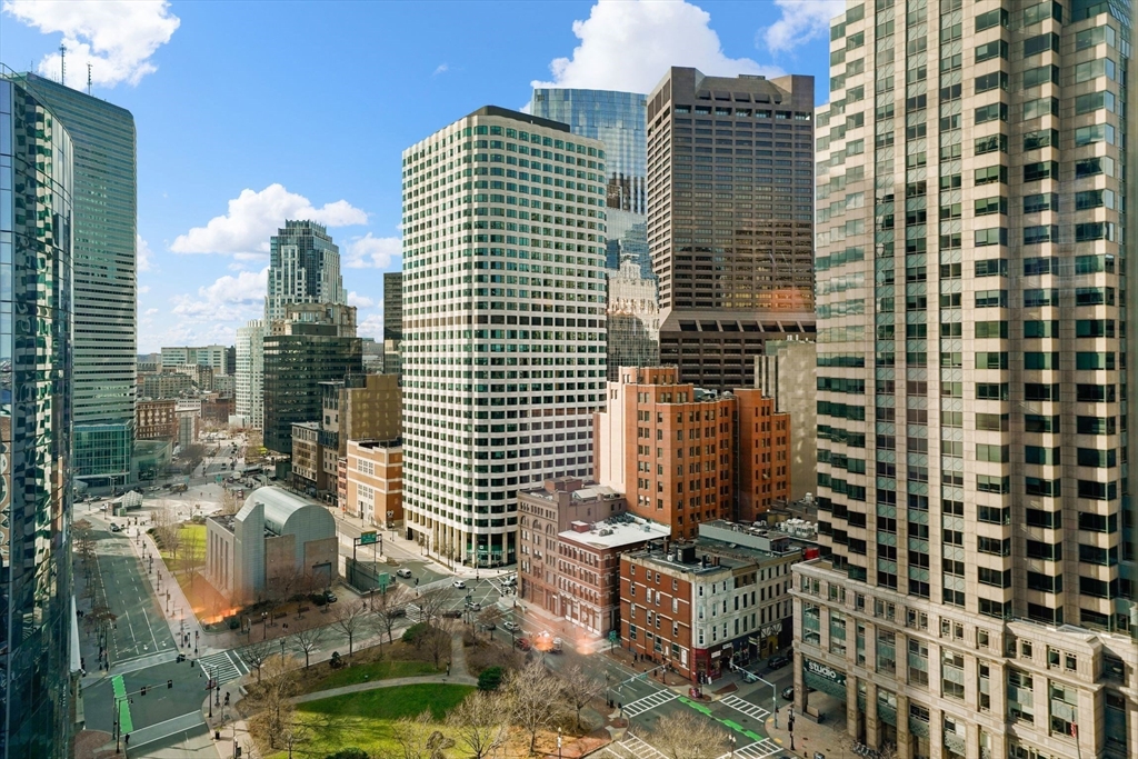 500 Atlantic Ave, Waterfront