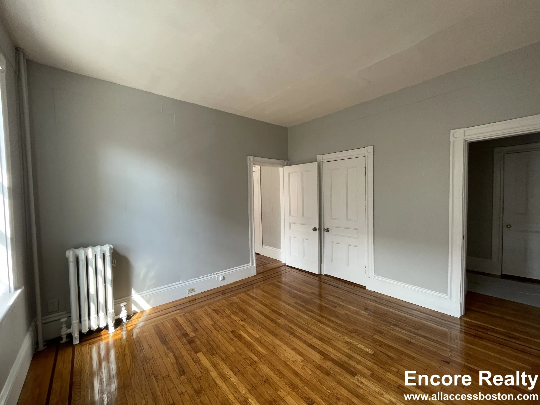 11 Park St, Coolidge Corner