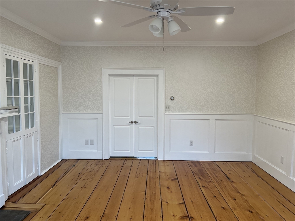 6 Samoset St, Downtown