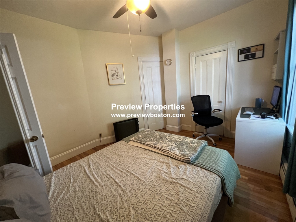 12 Anson St, Jamaica Plain