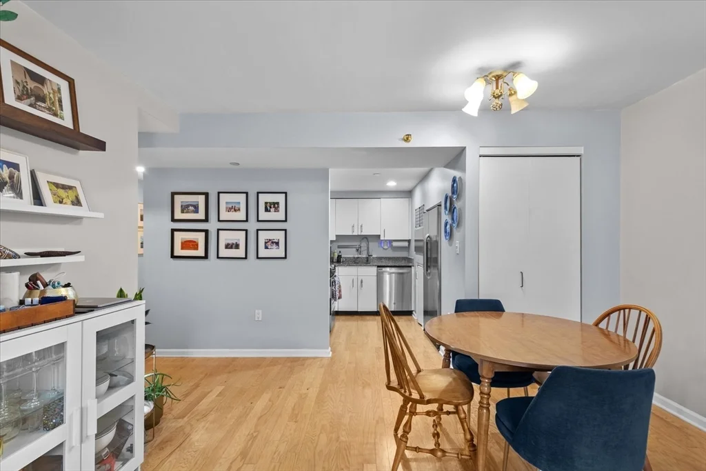 10 Rogers St, East Cambridge