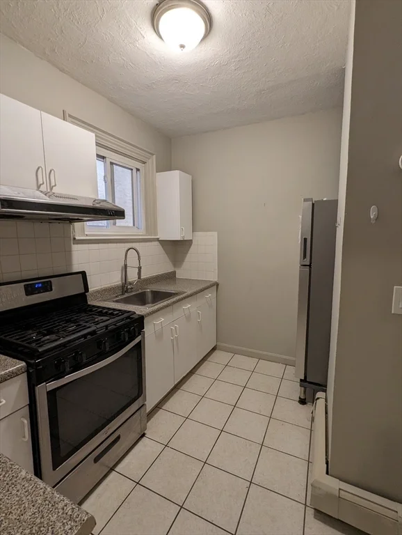 219 Green St, Central Square