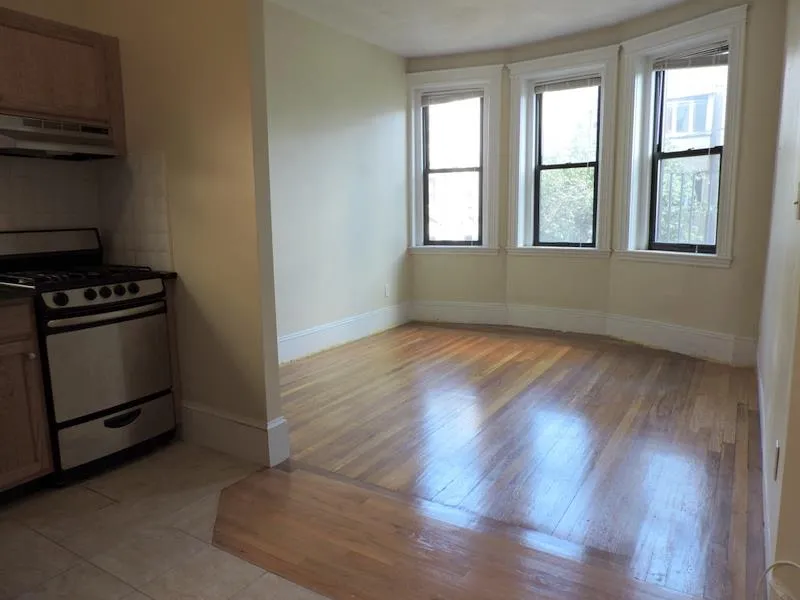 77 Hancock St, Mid-Cambridge