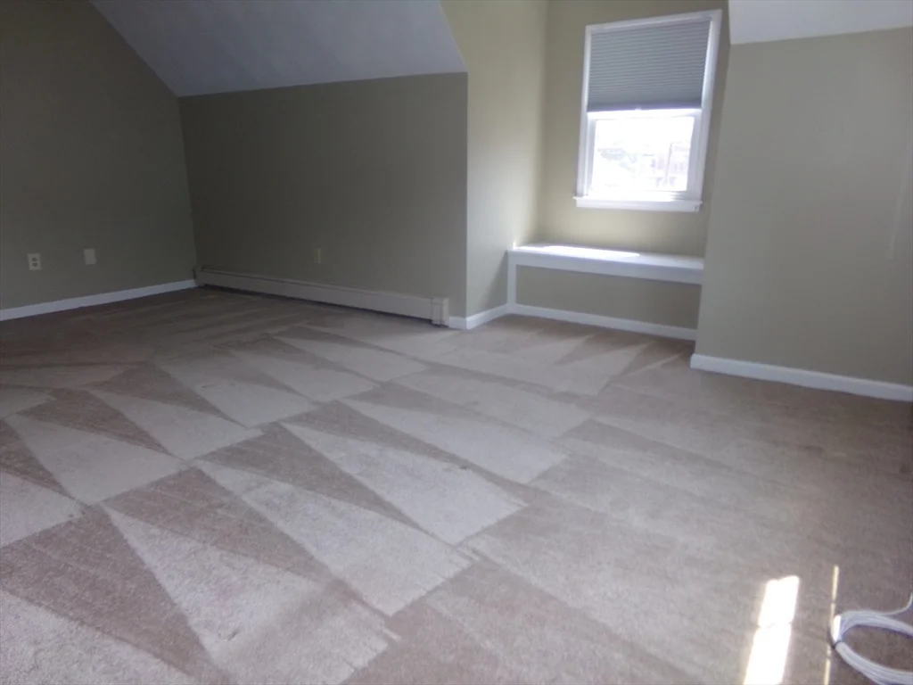 162 Middlesex Ave, Wilmington