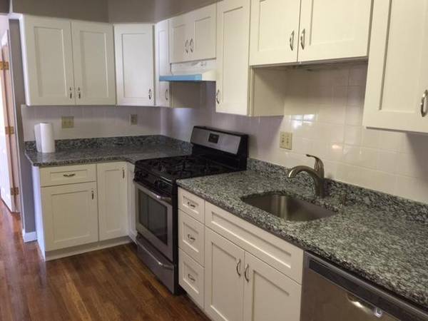 1125 Chestnut St, Newton Upper Falls