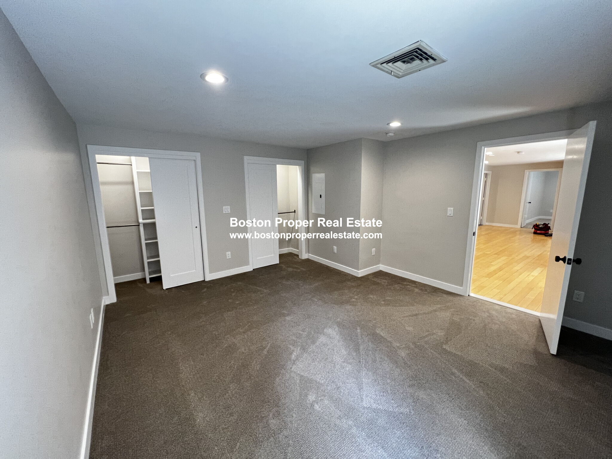 1661 Washington St, South End