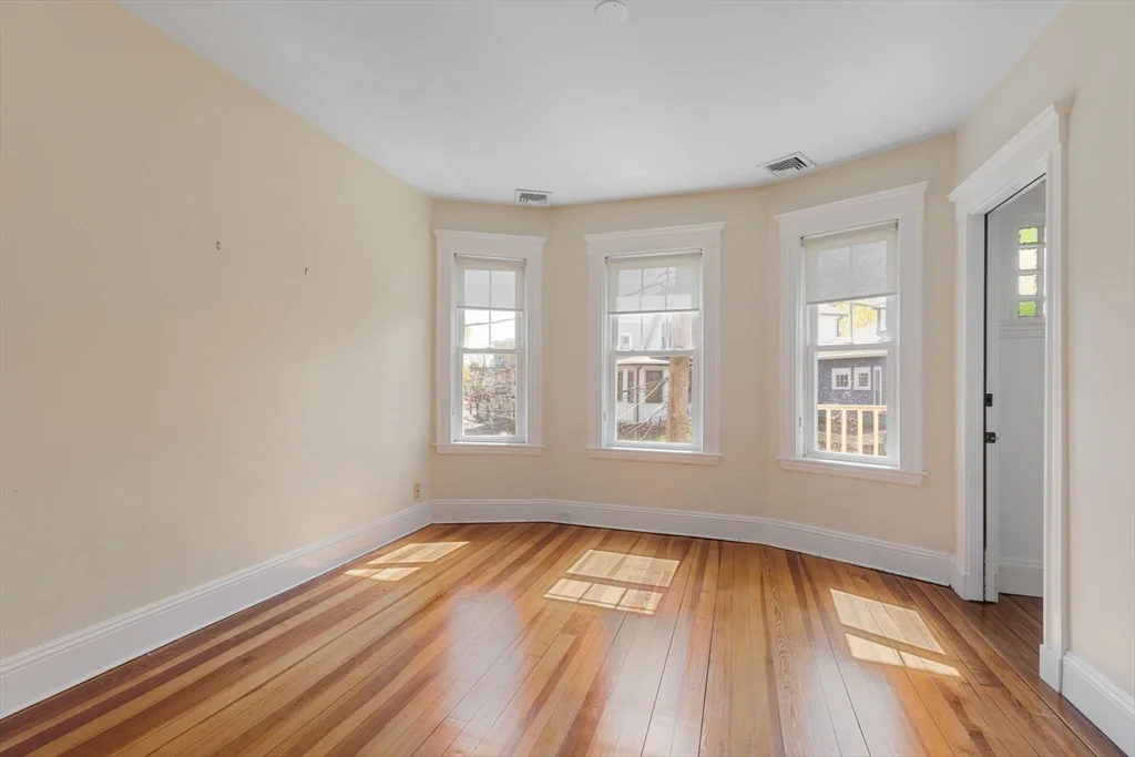 12 Ringefield St, North Cambridge