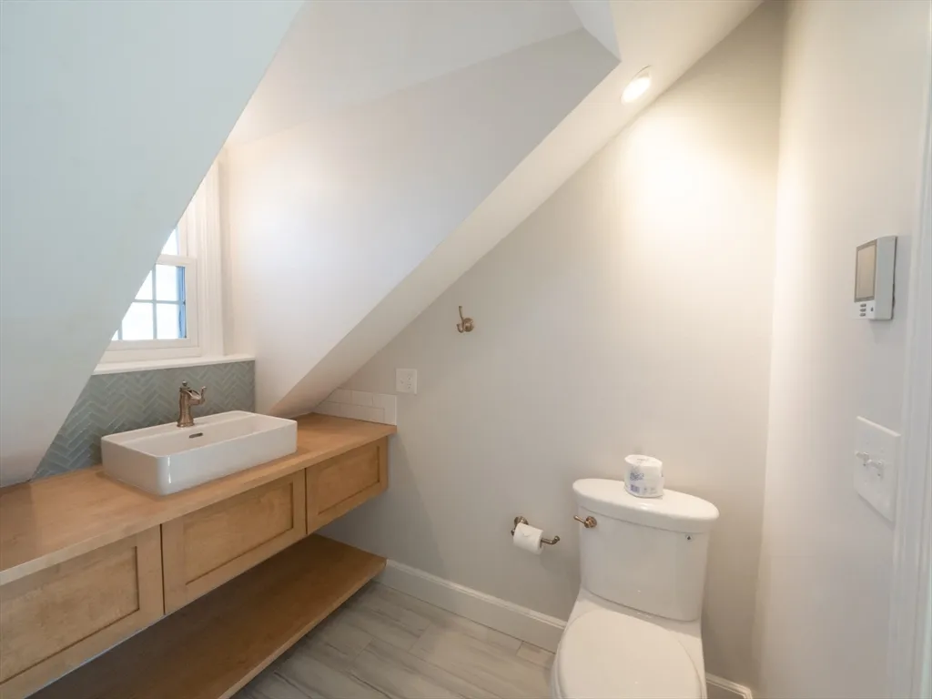 210 Third St, East Cambridge