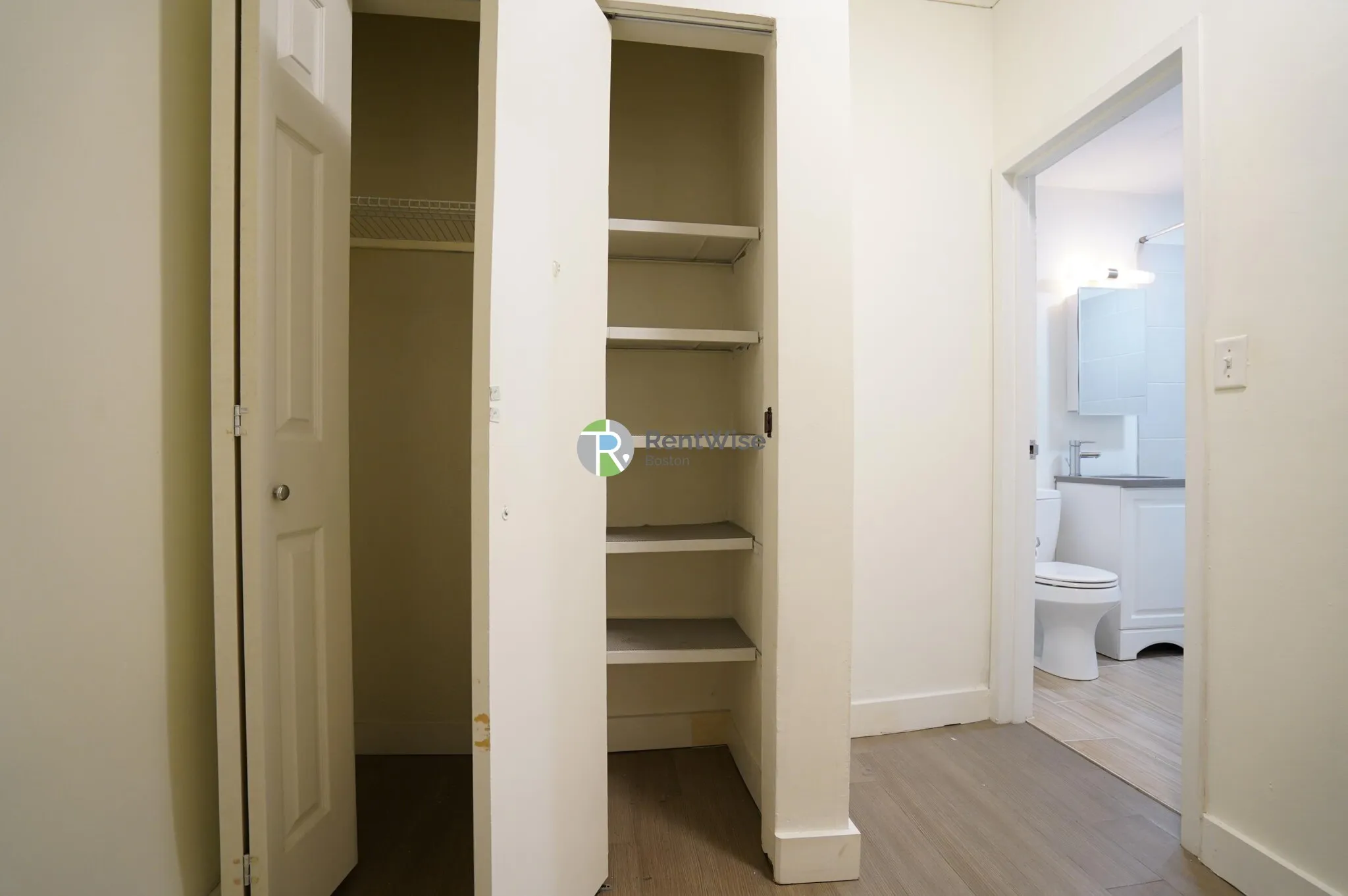 550 Massachusetts Ave, South End