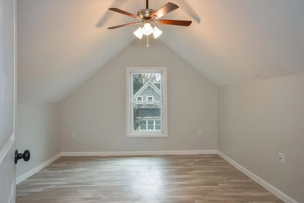 9 Cottage Ct, Middleboro
