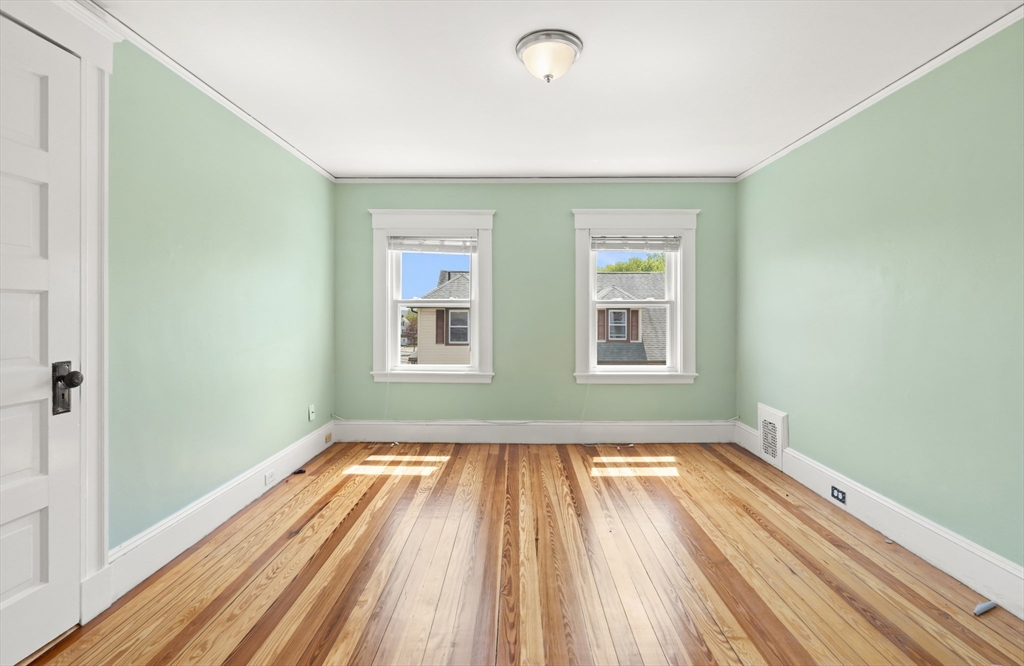 9-11 West St, Norwood