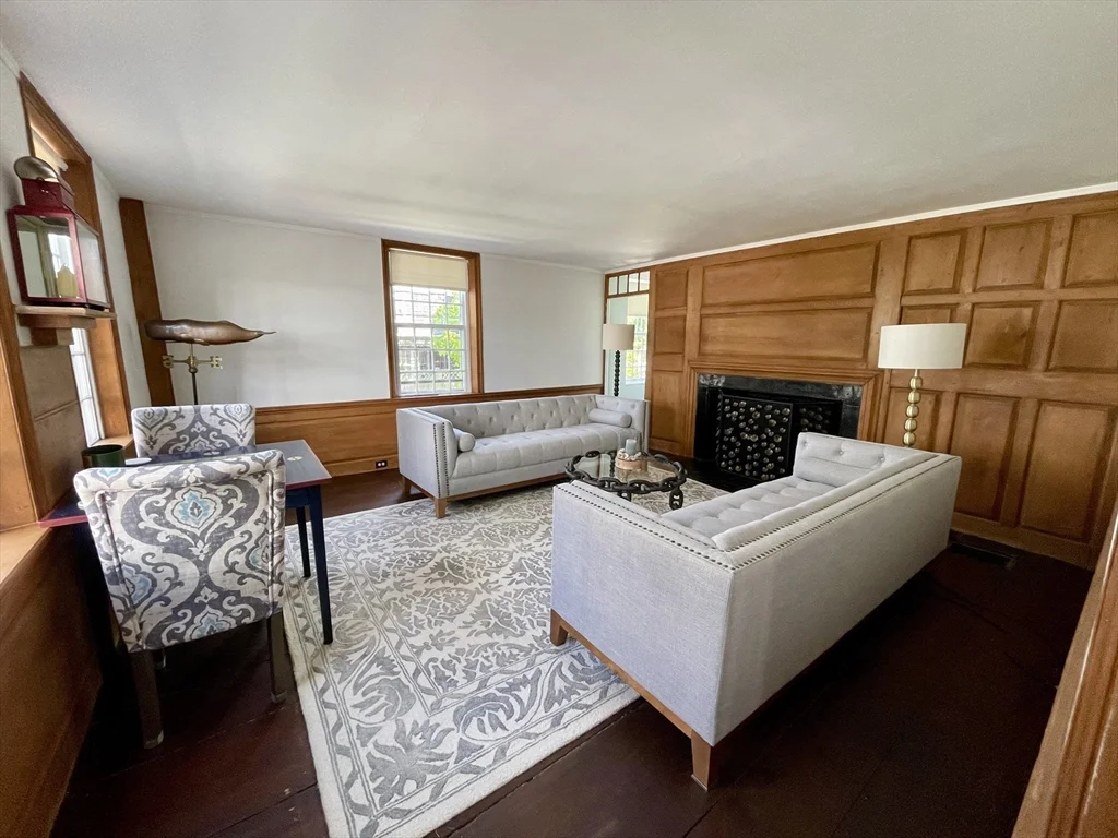 4 Traders Ln, Nantucket