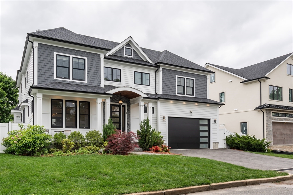 19 Shute Path, Newton Center