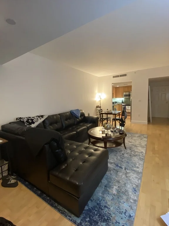 10 Bowdoin, Beacon Hill