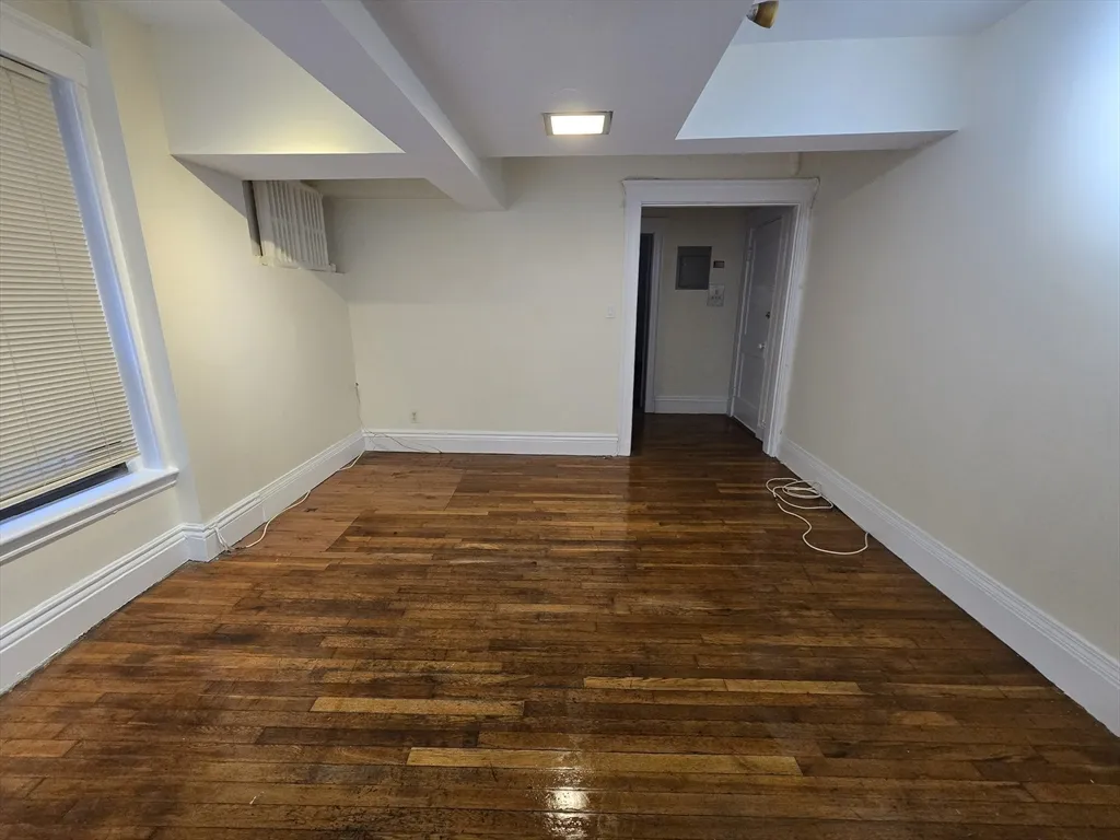 1754 Commonwealth Ave, Brighton