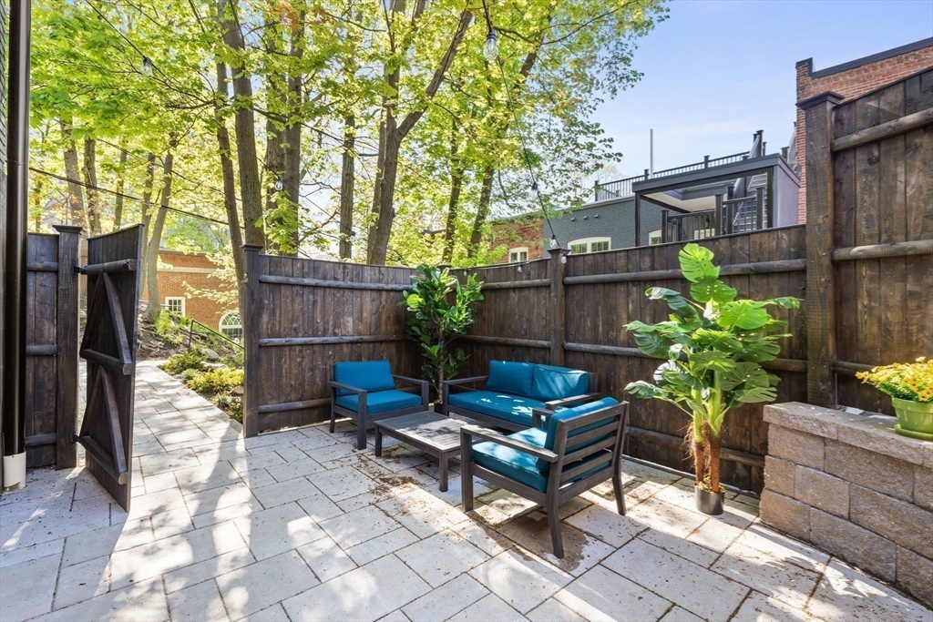 46 Lancaster Ter, Corey Hill