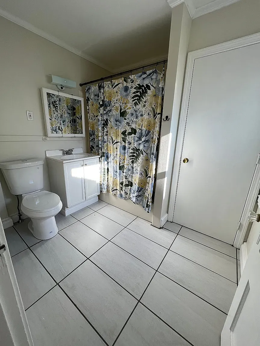 6 Wheeler St, Peabody