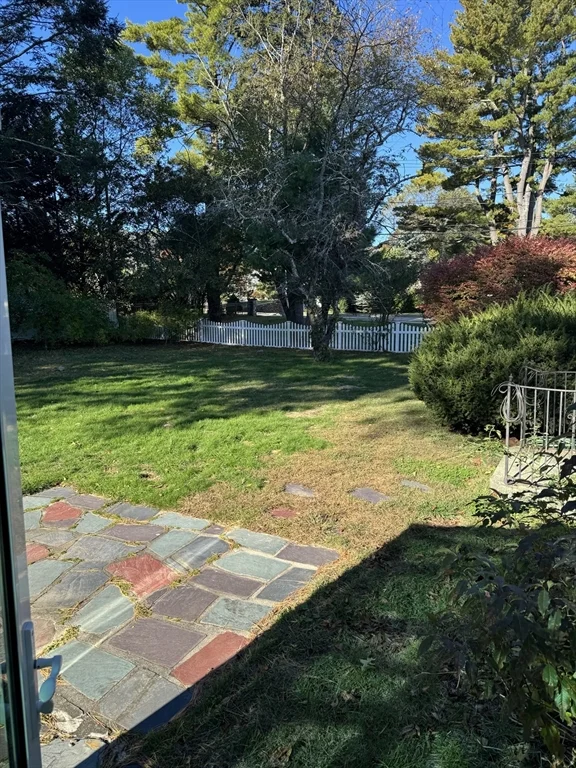 793 Dedham St, Newton