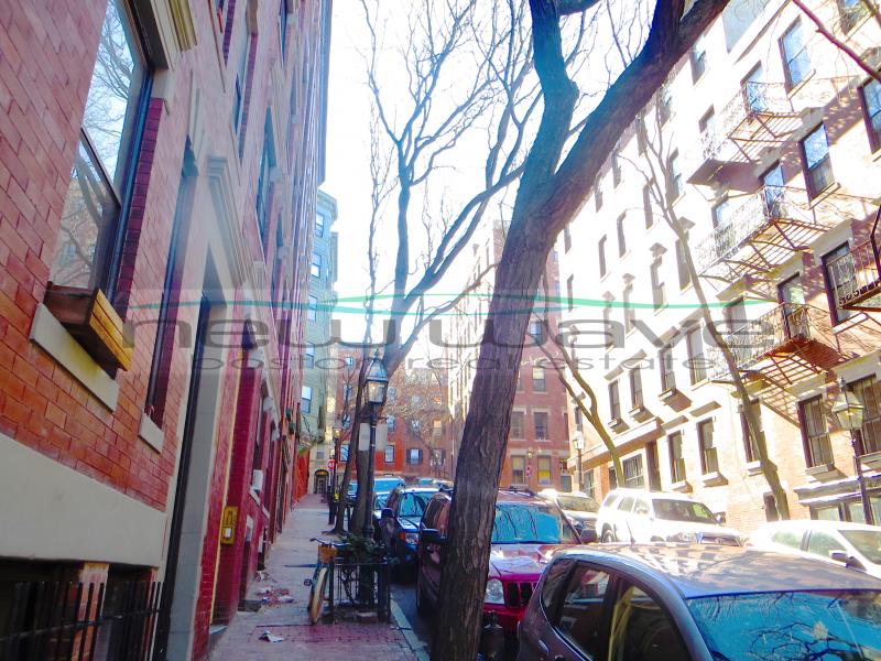 48 Garden St, Beacon Hill