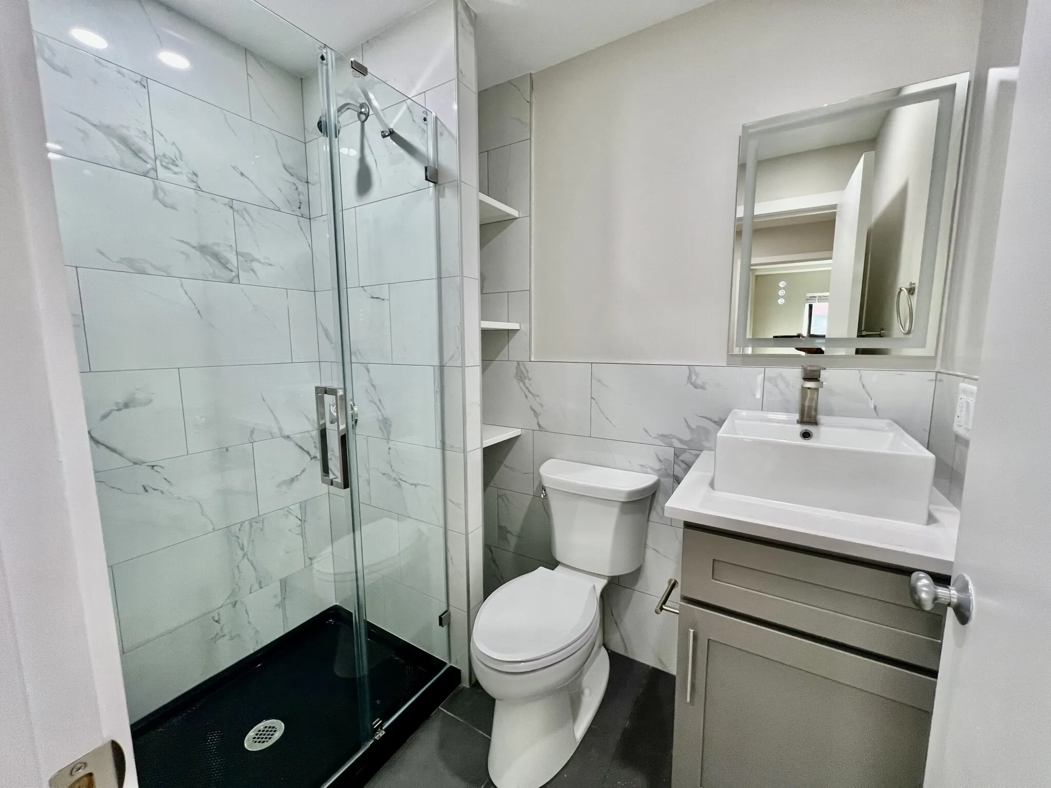 1661 Washington St, South End