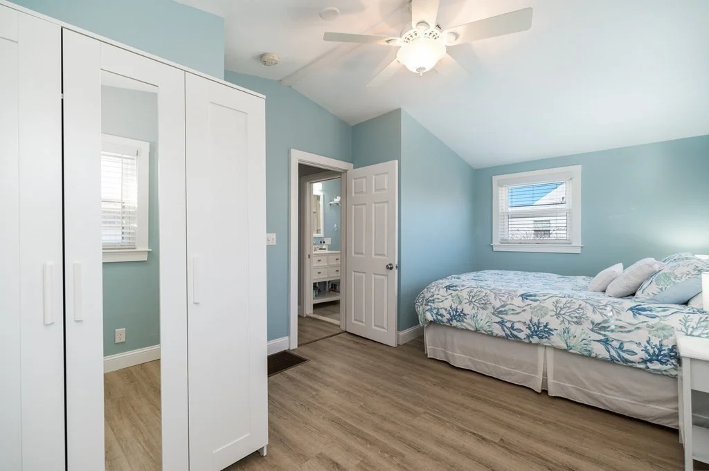 6 Cabo Dr, East Gloucester