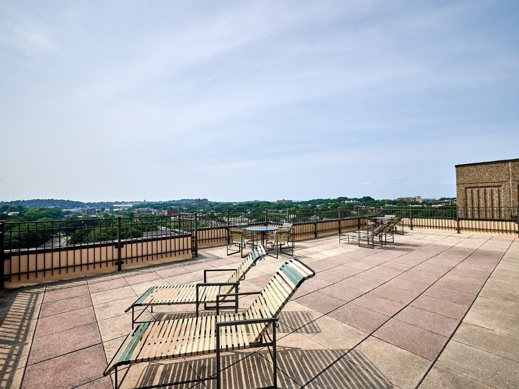 1731 Beacon, Beaconsfield