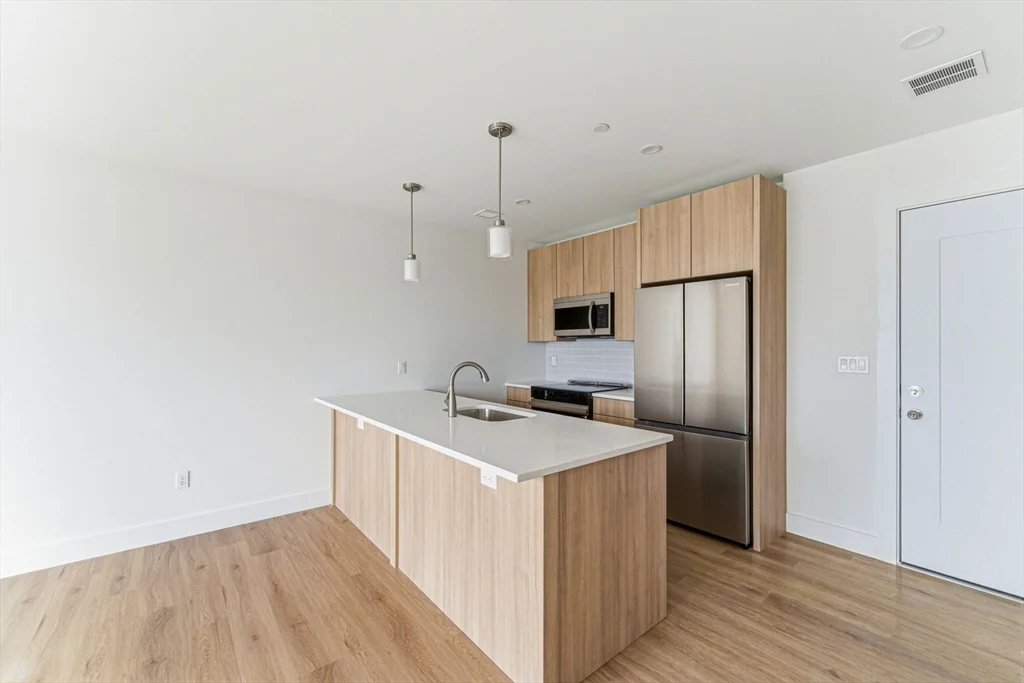 1035 Commonwealth Ave, Allston