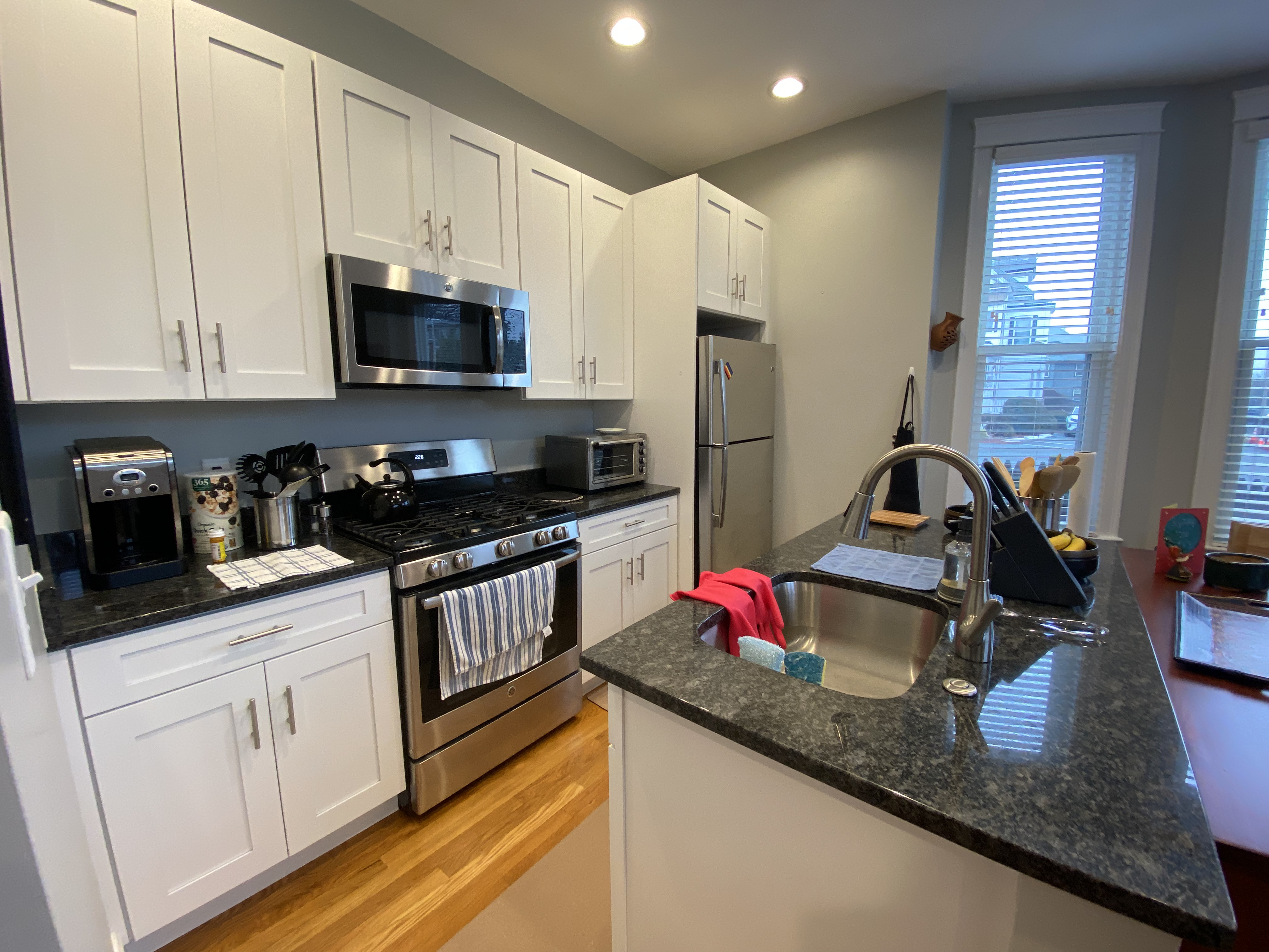 1 bed, 1 bath apartment for rent at 405 South Huntington Ave Unit 1R, Jamaica Plain — photo 4 of 15