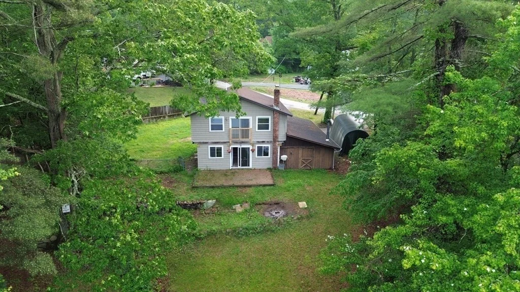 56 Shore Dr, Upton