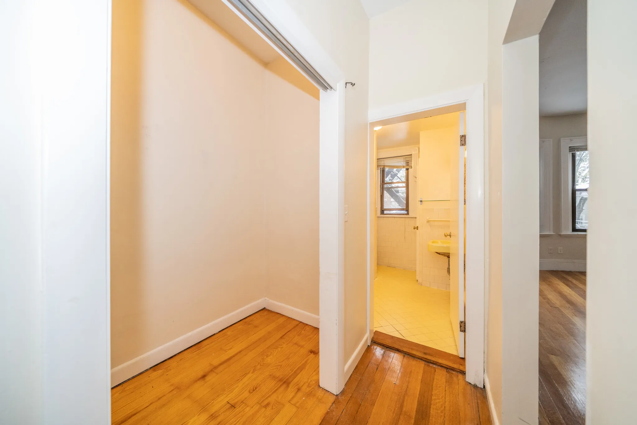 1728 Beacon St, Brookline
