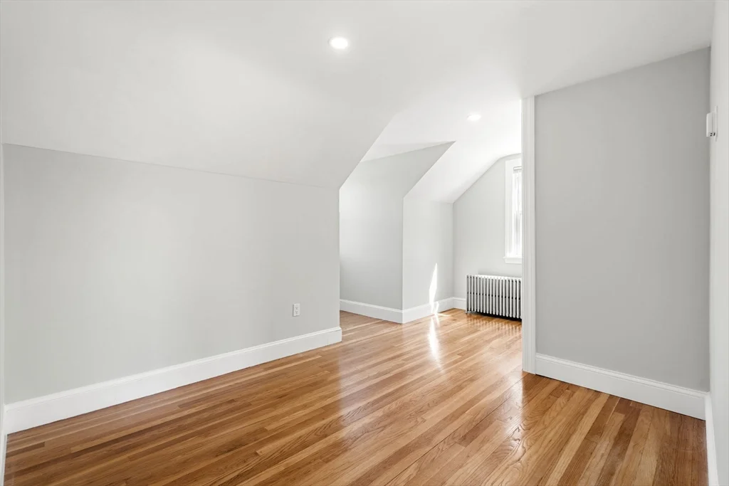 183 Massachusetts Ave, North Andover