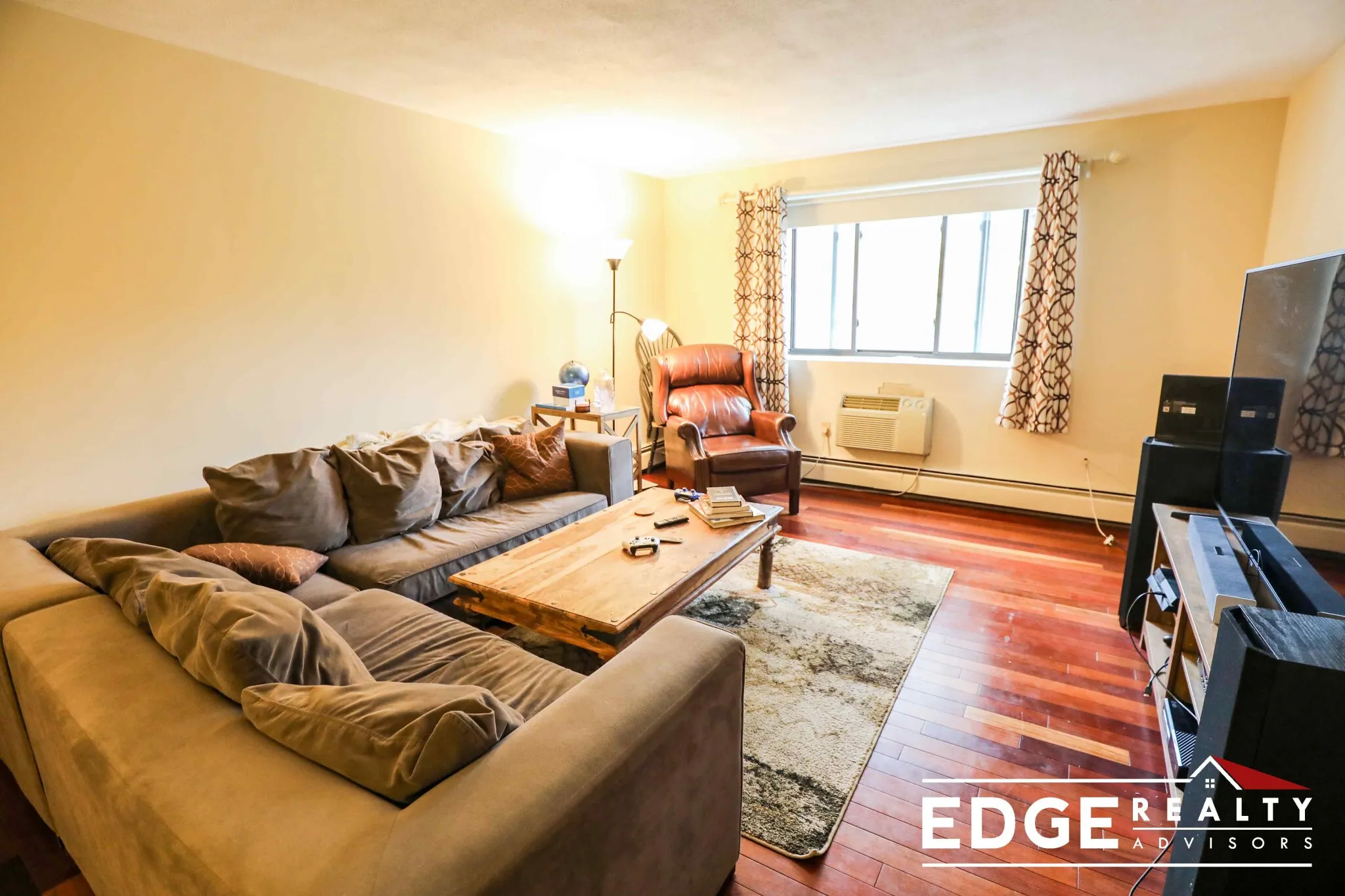 28 Brentwood St, Allston