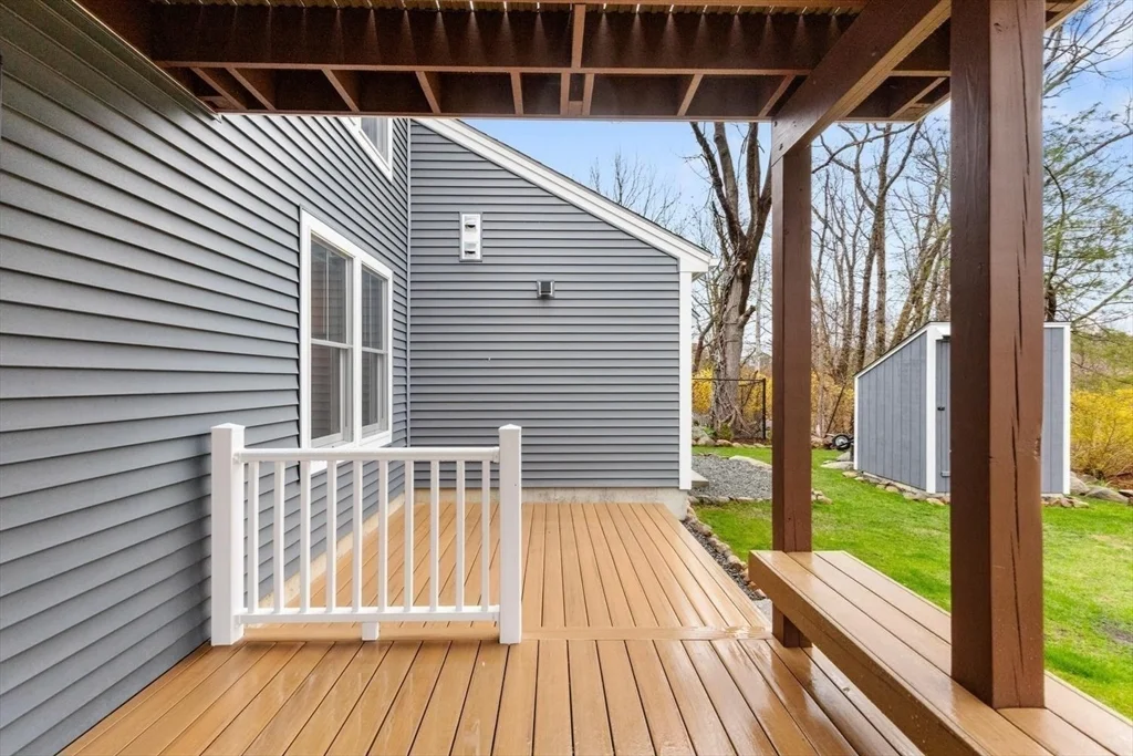 26 Lyndale, West Gloucester