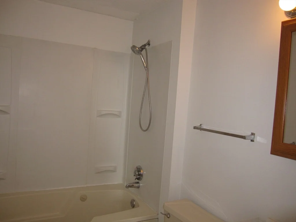 130 Beach St, Quincy