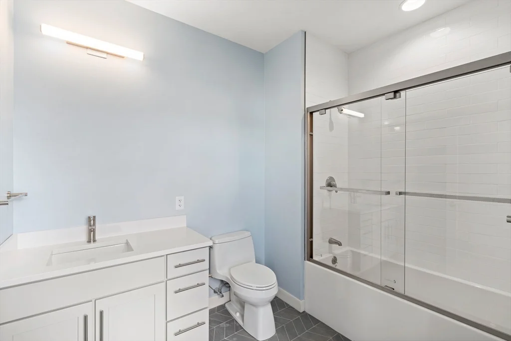 136 Babcock St, Coolidge Corner