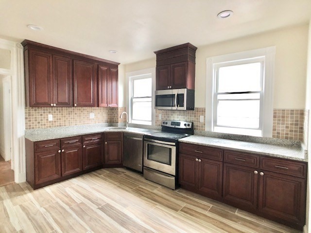2 Parker Hill Ter, Boston