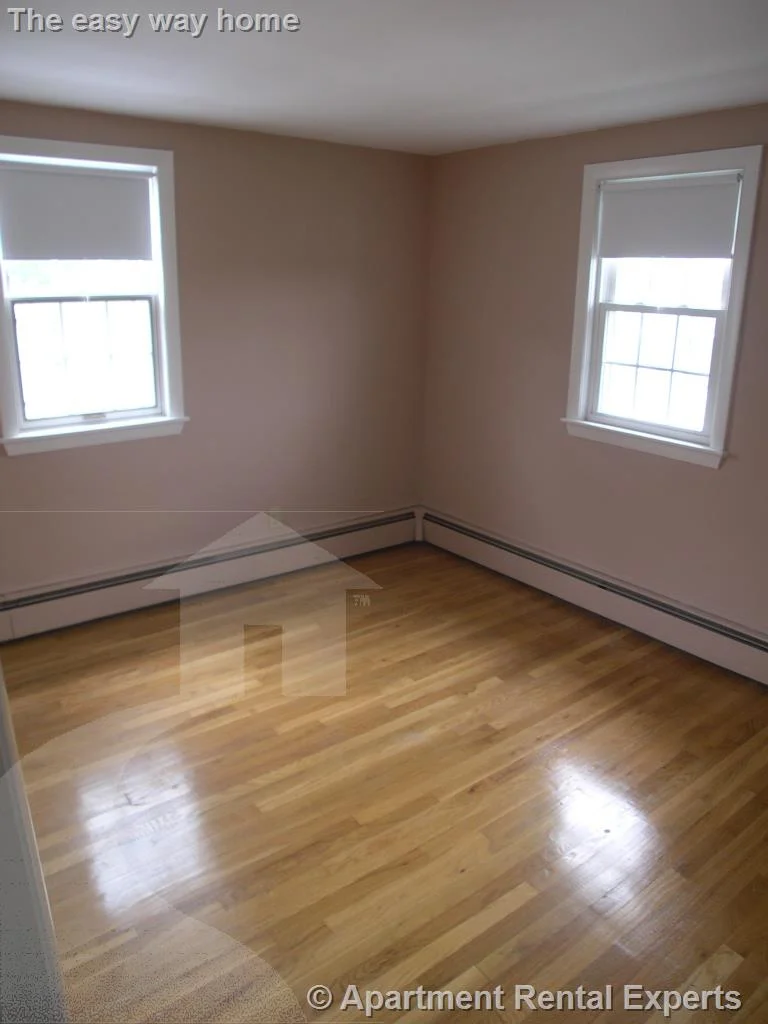 88 North St, Tufts