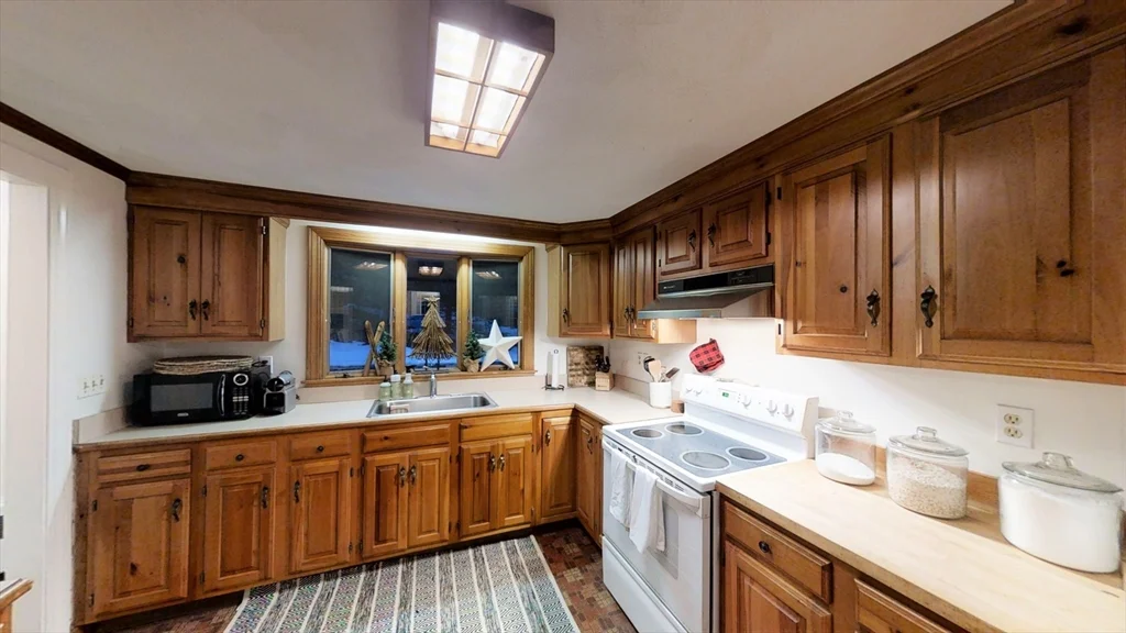78 Draper, Wayland