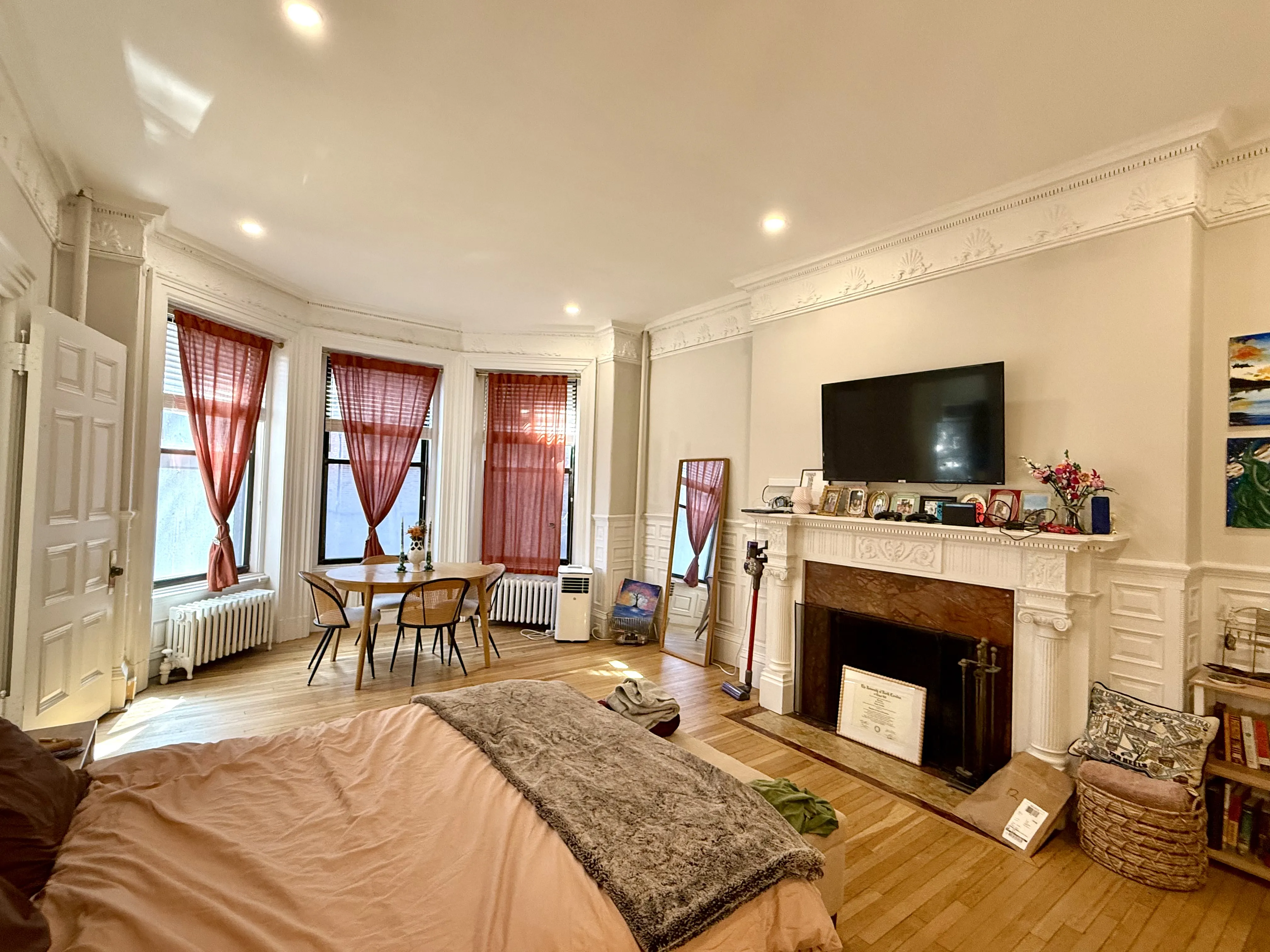 475 Beacon St, Back Bay