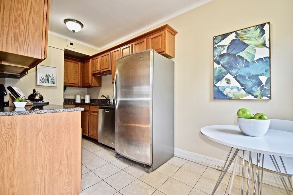 1450 Beacon St, Corey Hill