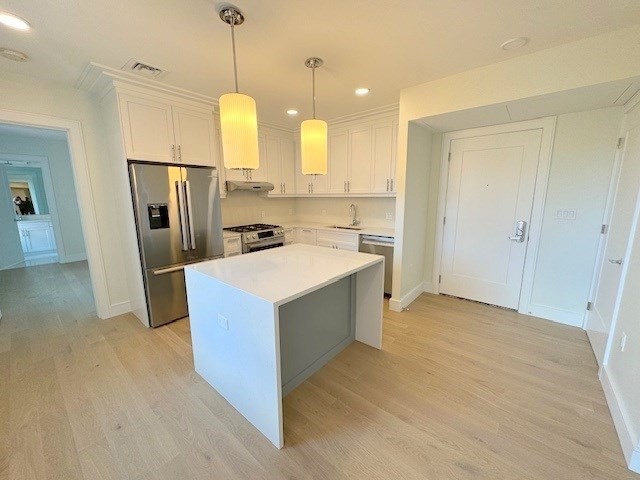 301 Border St, Central Square