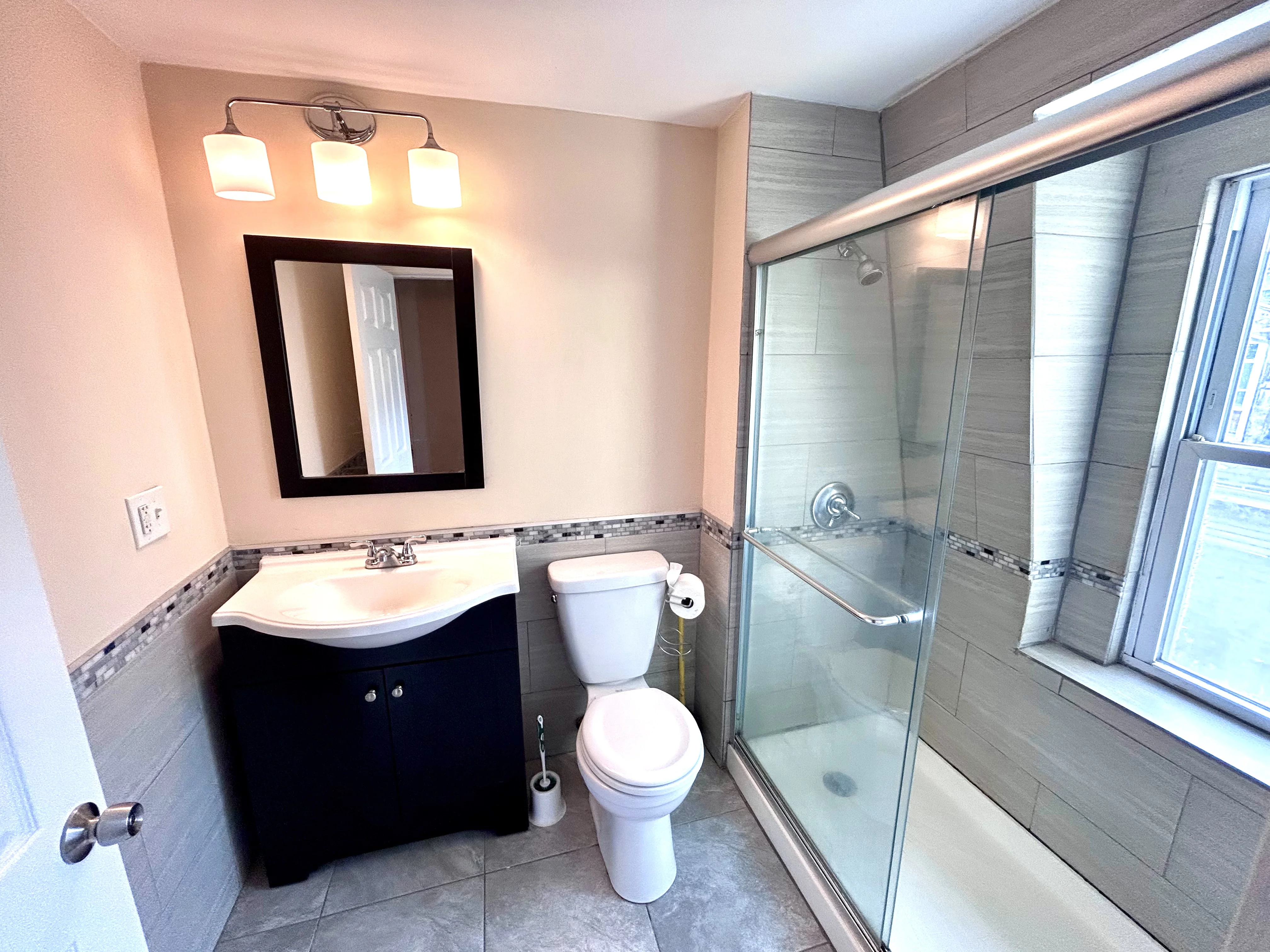 41 Mount Vernon St, East Somerville