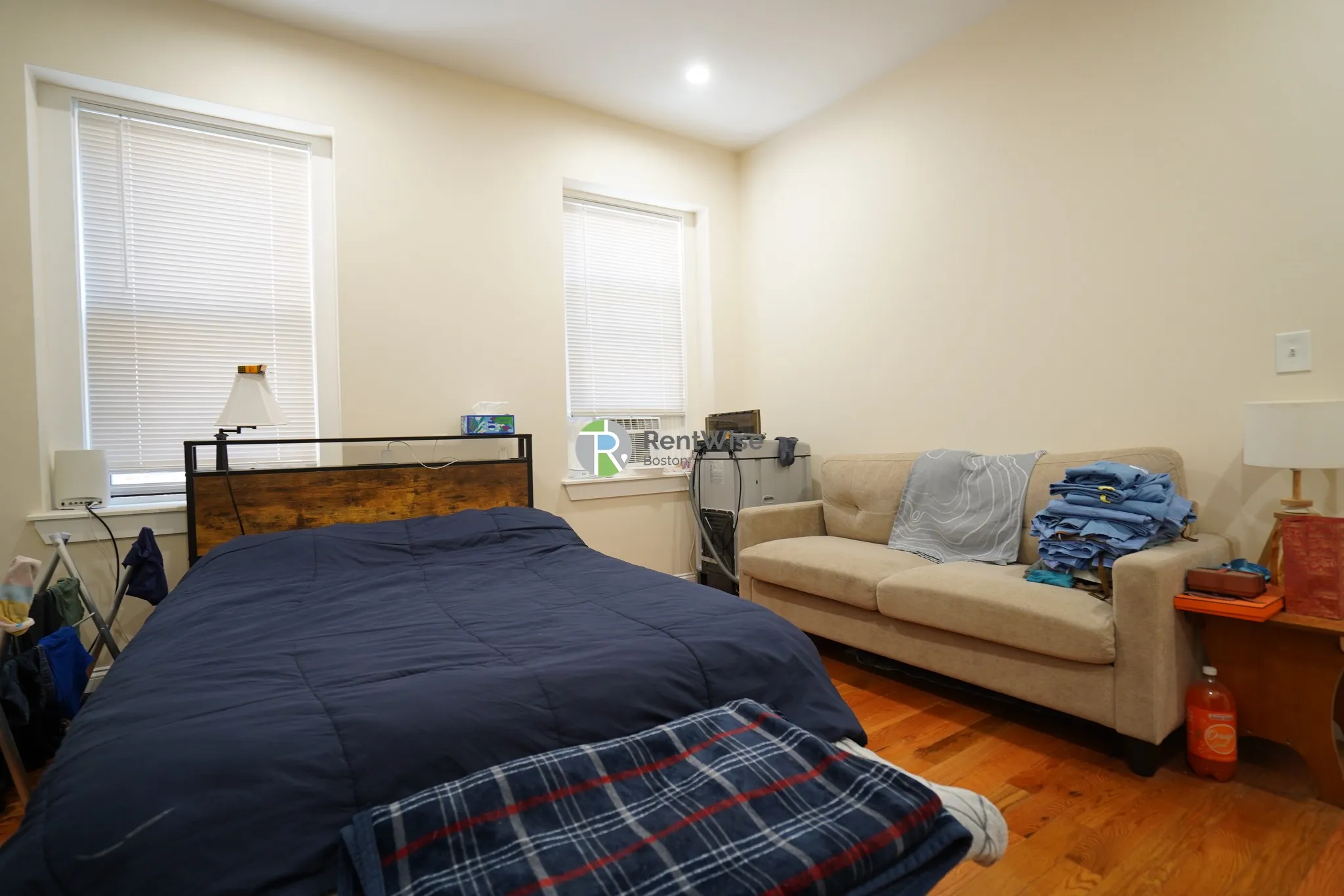 25 Queensberry St, Fenway