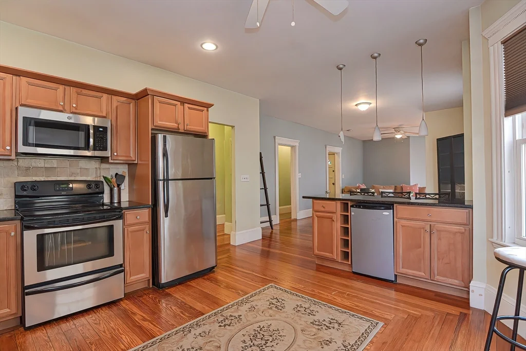 762 Columbia Rd, Dorchester