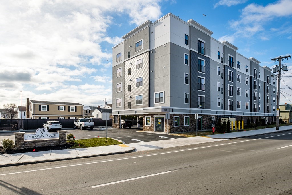 450 American Legion Highway, Revere