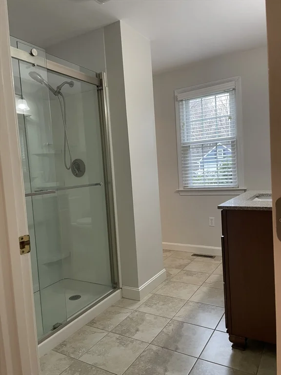 24 Arbor Dr, Shrewsbury